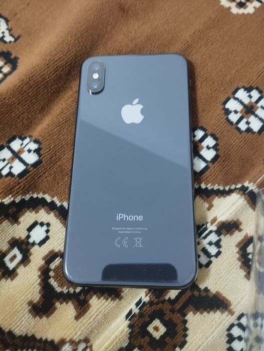 Vând iPhone x nu are iCloud