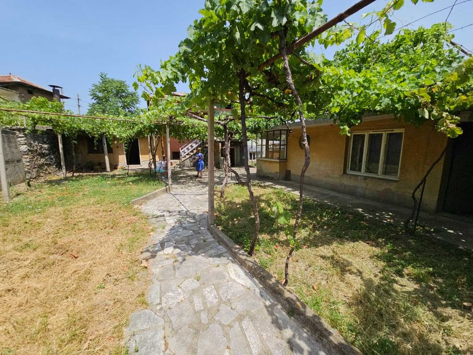 Продава се Къща в Велинград - 150 кв.м за 408 €/кв.м - Снимка #3