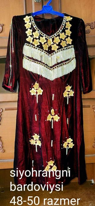 Sarpolik kiyimlar sotiladi. Yap-yangi rasmda 4xil qo'limda yana bor