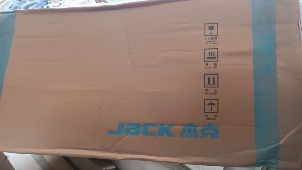 Продаётся швейная машина и оверлок