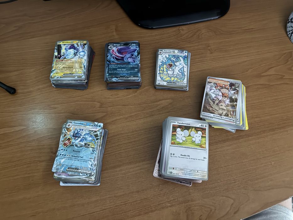 Pokémon 254 карти
