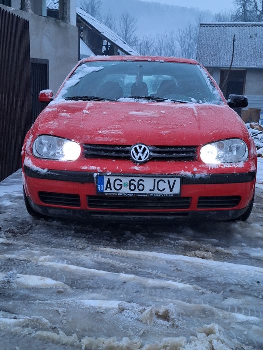 Vând golf 4 1.6 sr