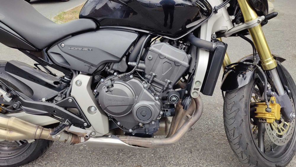 Honda CB600F Hornet PC41