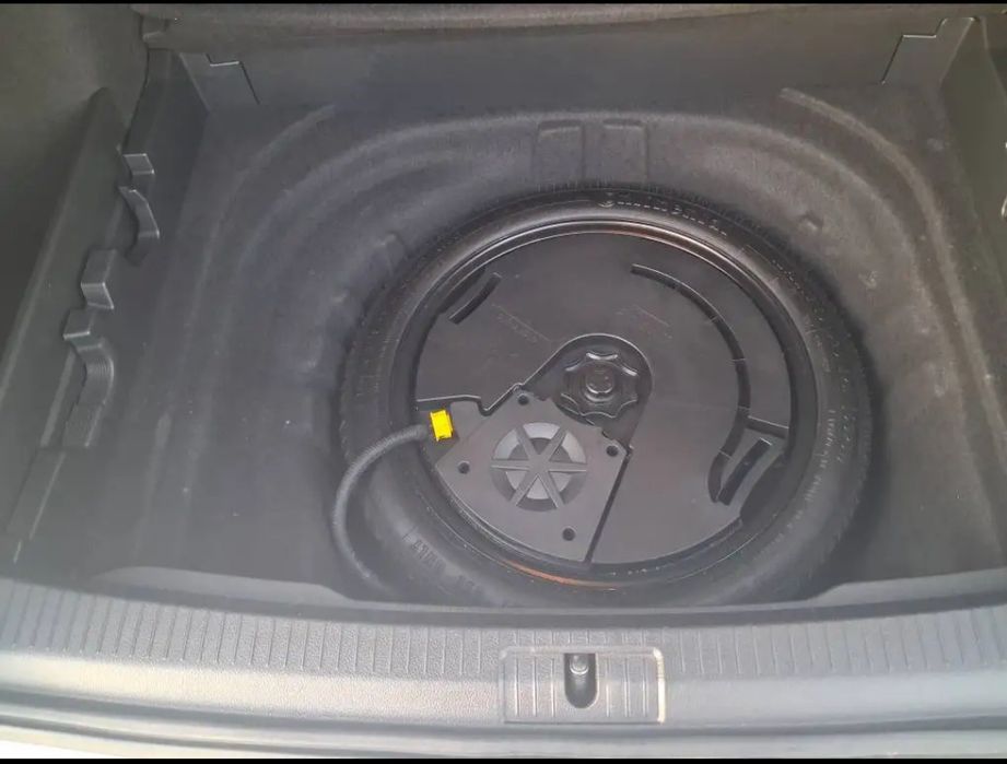 Volkswagen Golf 7 Combi Bluemotion