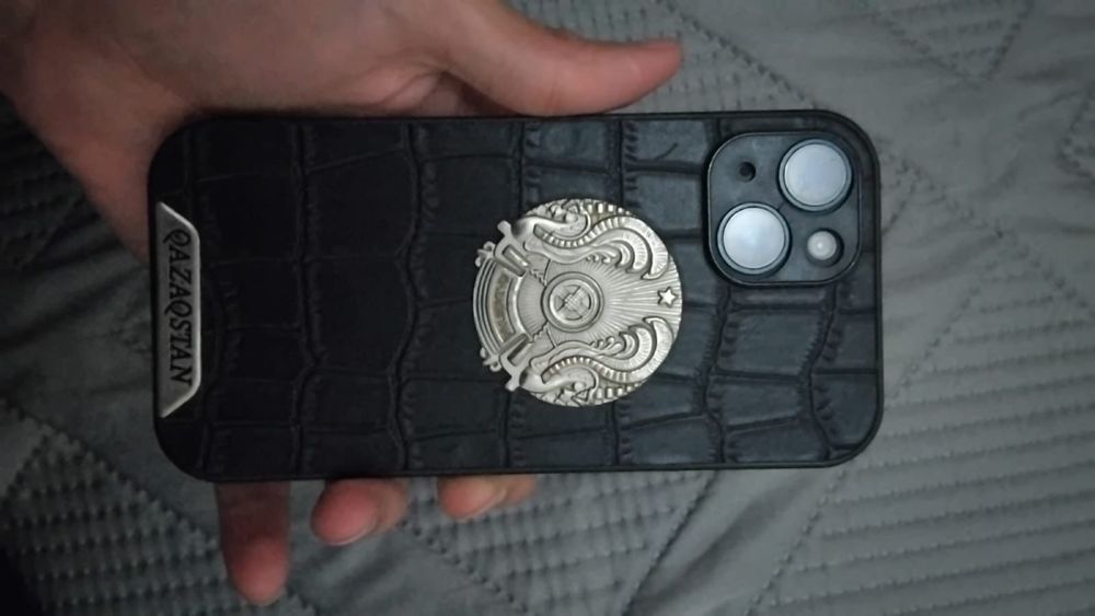 Продам Айфон 14 идеал