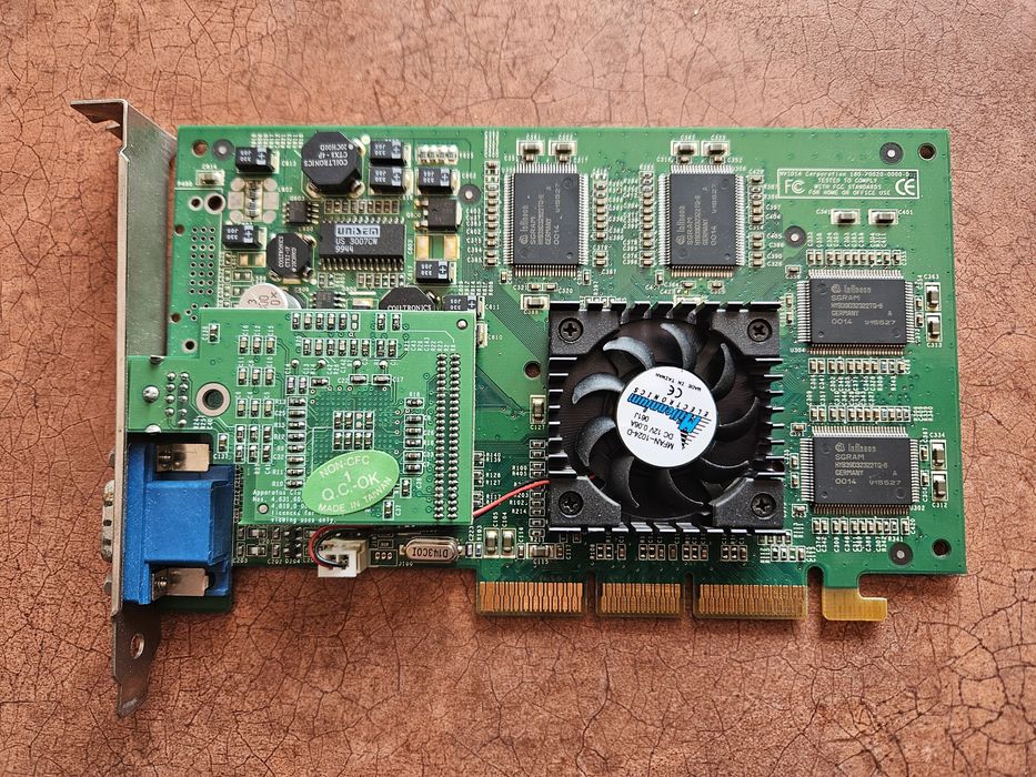 Placa video retro AGP4x ELSA Gladiac-32  Geforce 2 GTS 32 MB