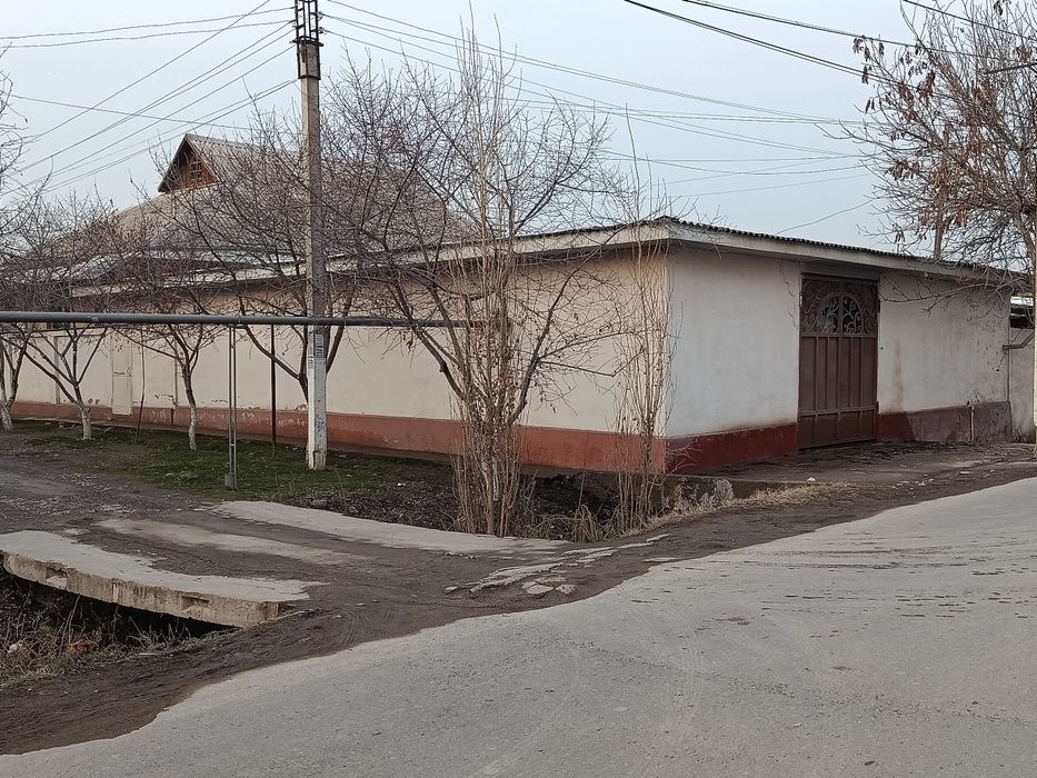 Зангиота тумани Ўртаовул 5 сотих 5 хона ишлаб чиқaриш ёки цехга  ижара