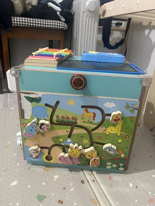 Бизиборд, развивающий