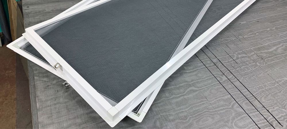 Москитные сетки от насекомых