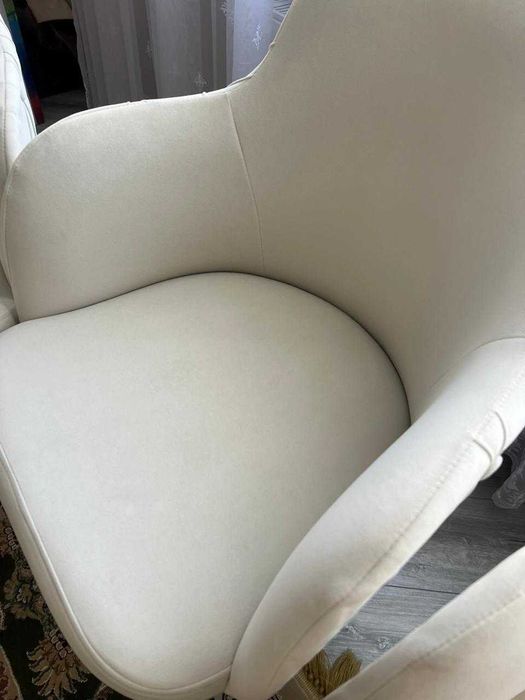 Кресло для гостинной