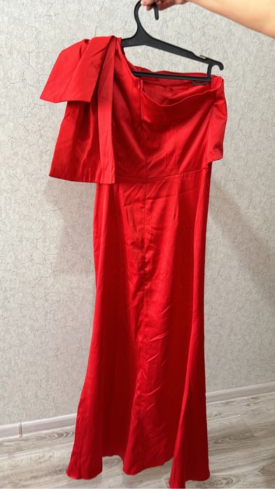 Платье шелк вечернее праздничное