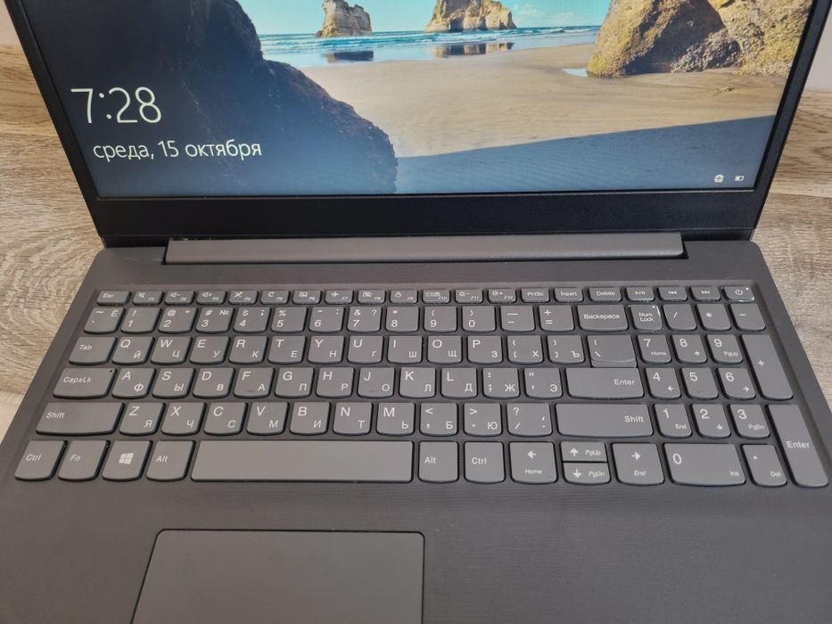 Lenovo 82C3 sotiladi