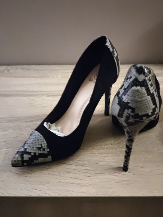 Официални обувки