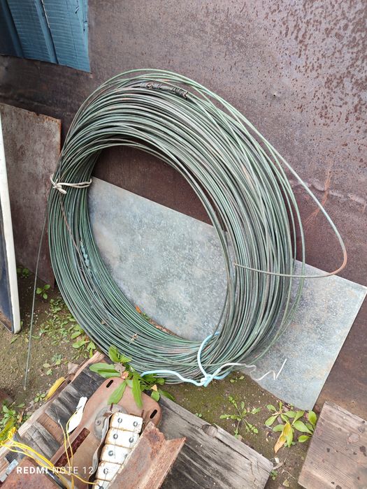 молотки, кастрюля и пр.