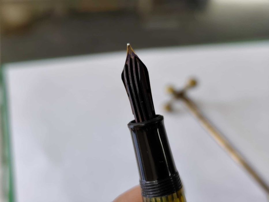 Писалка Pelikan 400 gold nib 14 c 585