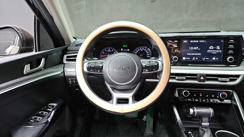 Kia K5 2.0Lpi Standard autogeorge.com