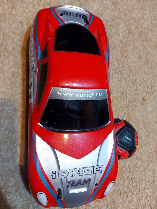 Masina IDrive Noriel cu telecomanda