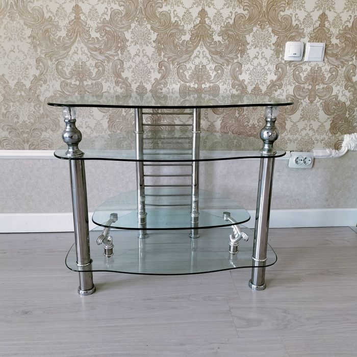 Стеклянная подставка