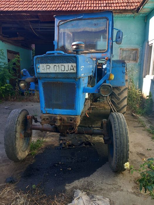 Tractor 650 de vânzare