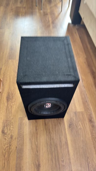 Продам сабвуфер