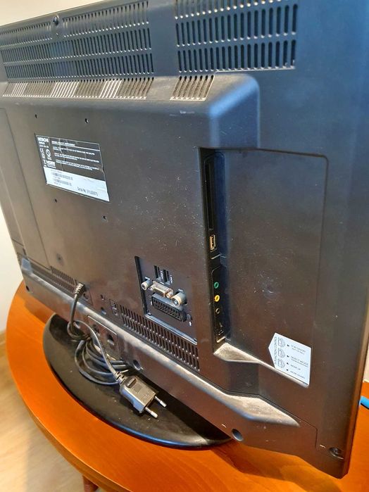 Телевизор HITACHI 26 инча