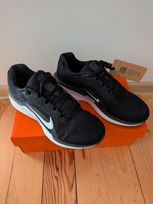 Дамски маратонки Nike Air Winflo 11