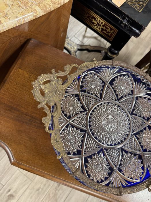 Fructiera deosebita din cristal cu montura din bronz