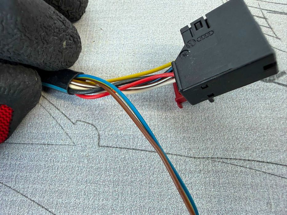 Oglindă Retrovizoare Dreaptă Electrică 2 și 6 Pini Audi A4 S4 B8 8K 8K2857410AF / 857410AF 2010 / [2008-2015] / (5A3)