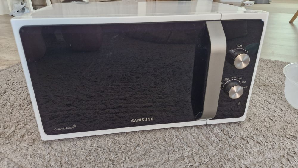 Микровълнова фурна Samsung