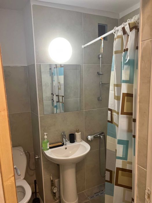 Inchiriez apartament cu 3 camere, zona complexul studentesc, Timisoara