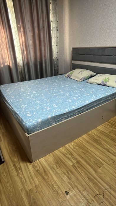 Продам кровать б/у
