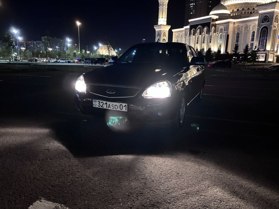 Лада приора 2 полулюкс