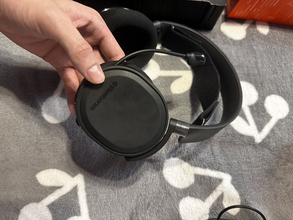 Продам SteelSeries Arctis 3 (б/у)