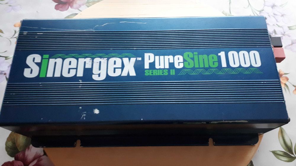 Продавам висок клас инвертори Sinergex и Waeco