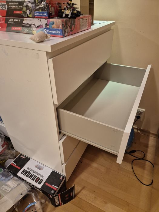 Детско легло и скрин от Ikea