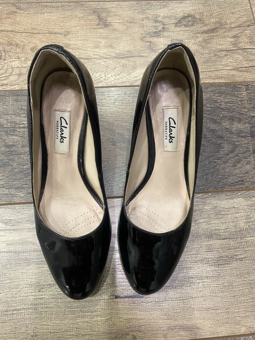 Туфли фирмы Clarks, Giuliano Brani