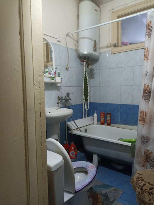 Срочно! По цене ниже рыночной . Однокомнатная квартира в центре