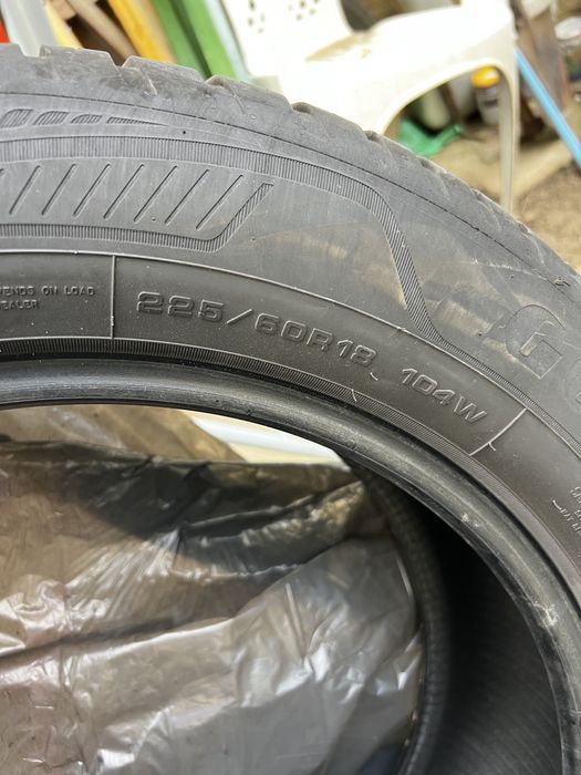 Cauciucuri googyear vector