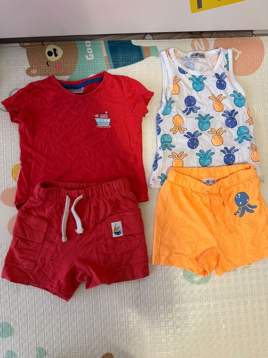 Разпродажба на летни дрехи за момченца