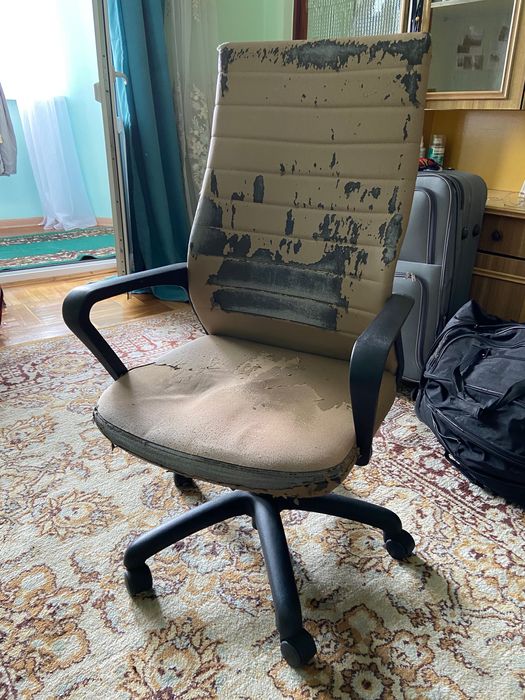 Офисный стул офисный