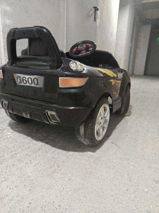 Mașină pentru copii