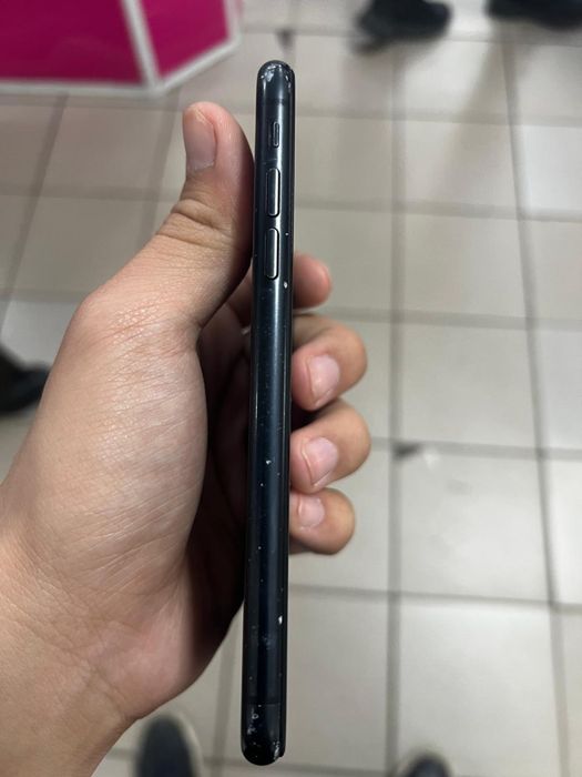 Айфон Xr  64 гб 78 емкость