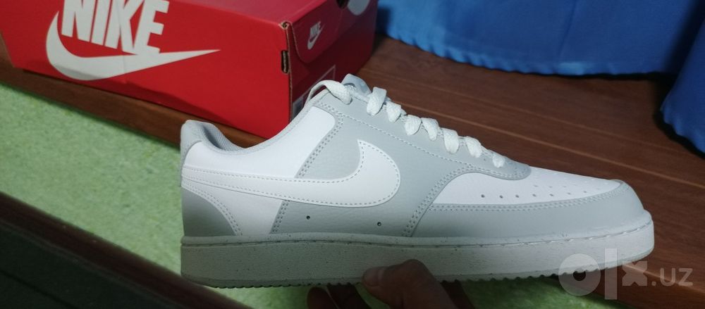 NIKE. Court Vision Low sneakers