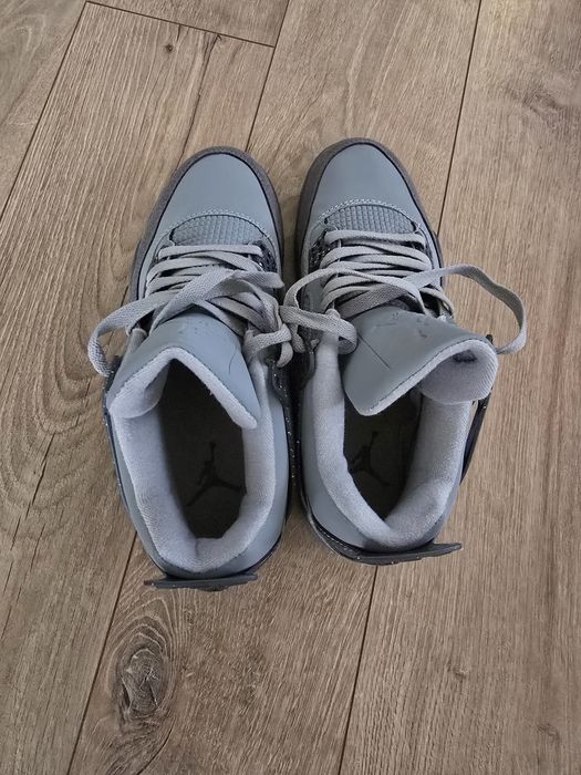 Jordan 4 Cement Grey