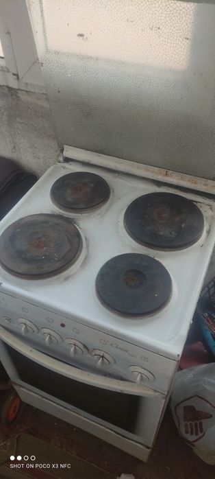 Продам плиту     !