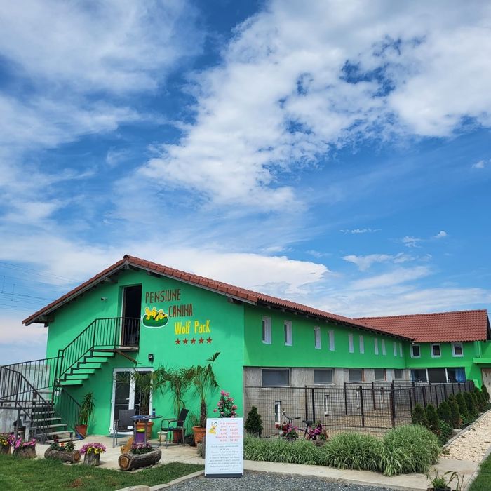 Pensiune canina , hotel  canina