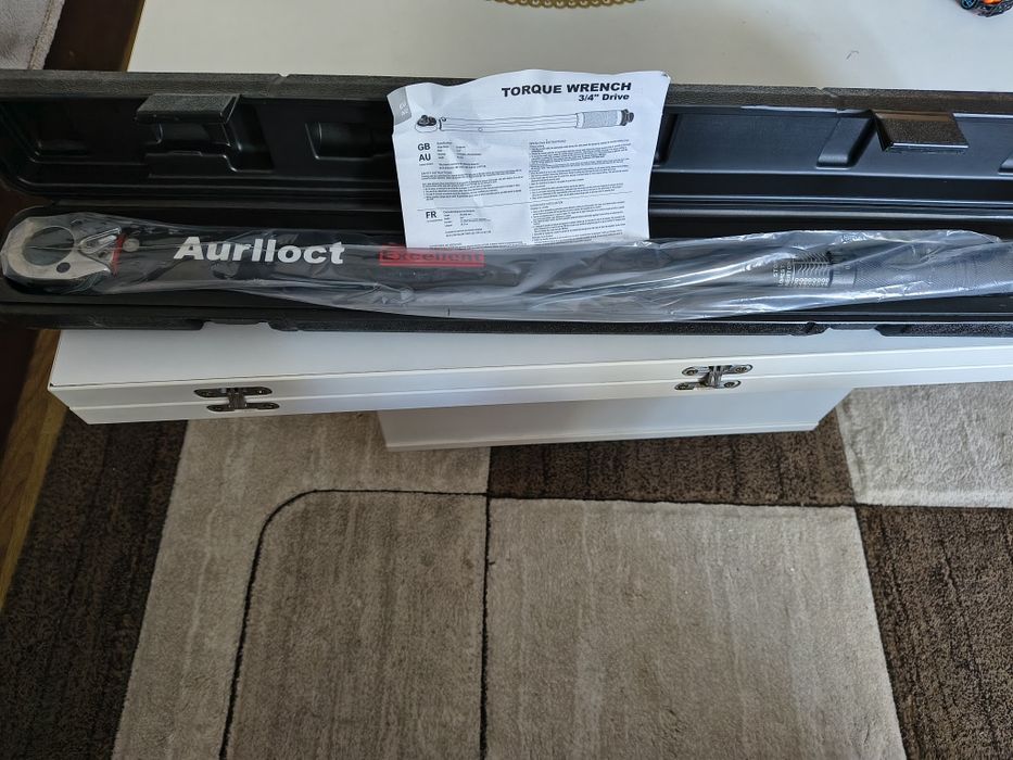 Vând cheile dinamometrica originala Aurlloct
