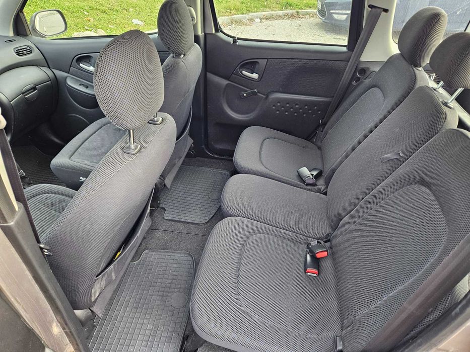 Toyota Yaris Verso, AC, senzori parcare, comenzi volan