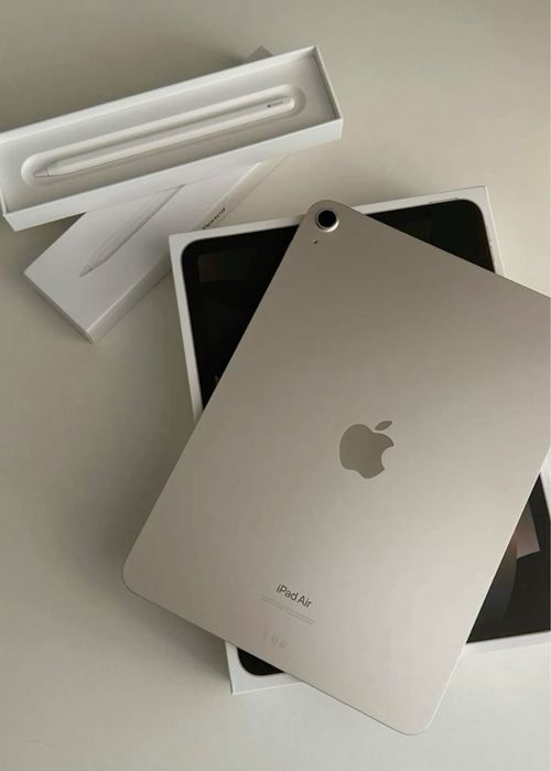 iPad Air 5 на 64 гб Gold