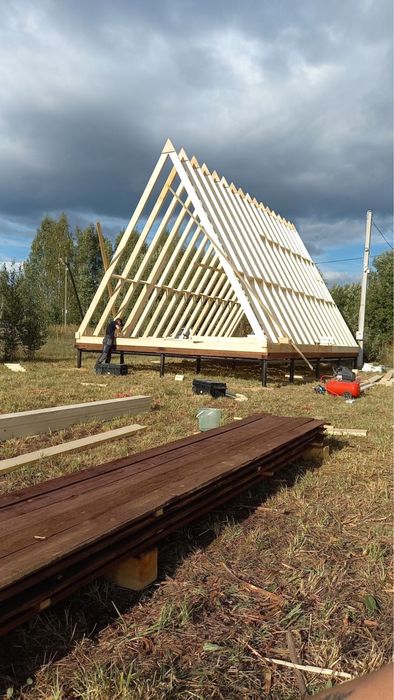 Confecționăm case și cabane la comandă clientul luni